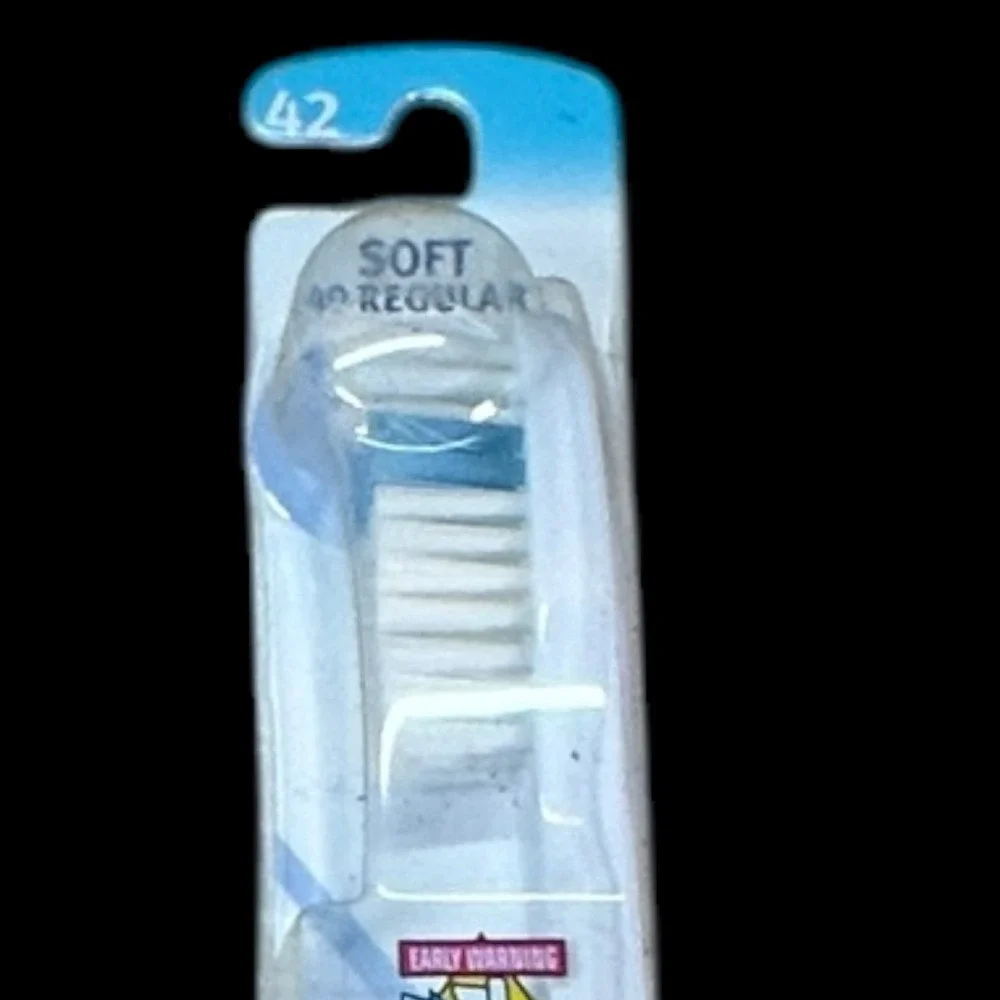 Oral B‎ Toothbrush Advantage Angle 40 SOFT Vintage 1998